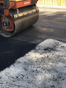 steamroller asphalt paving